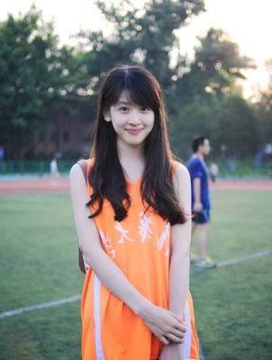 美女污污污cb游戏网站_: 重要趋势的预测，未来发展又该何去何从？